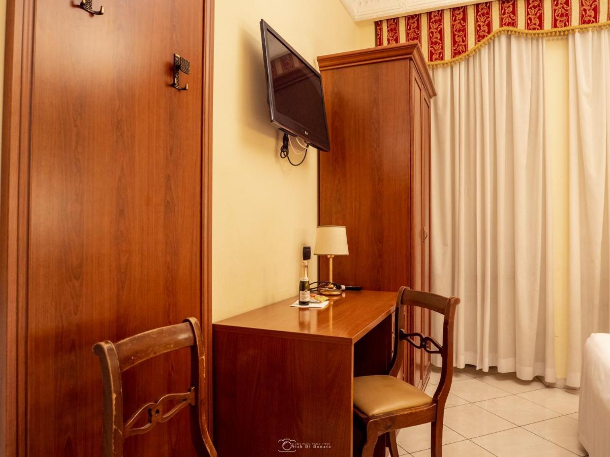 Alla Basilica Rooms Rom Exterior foto