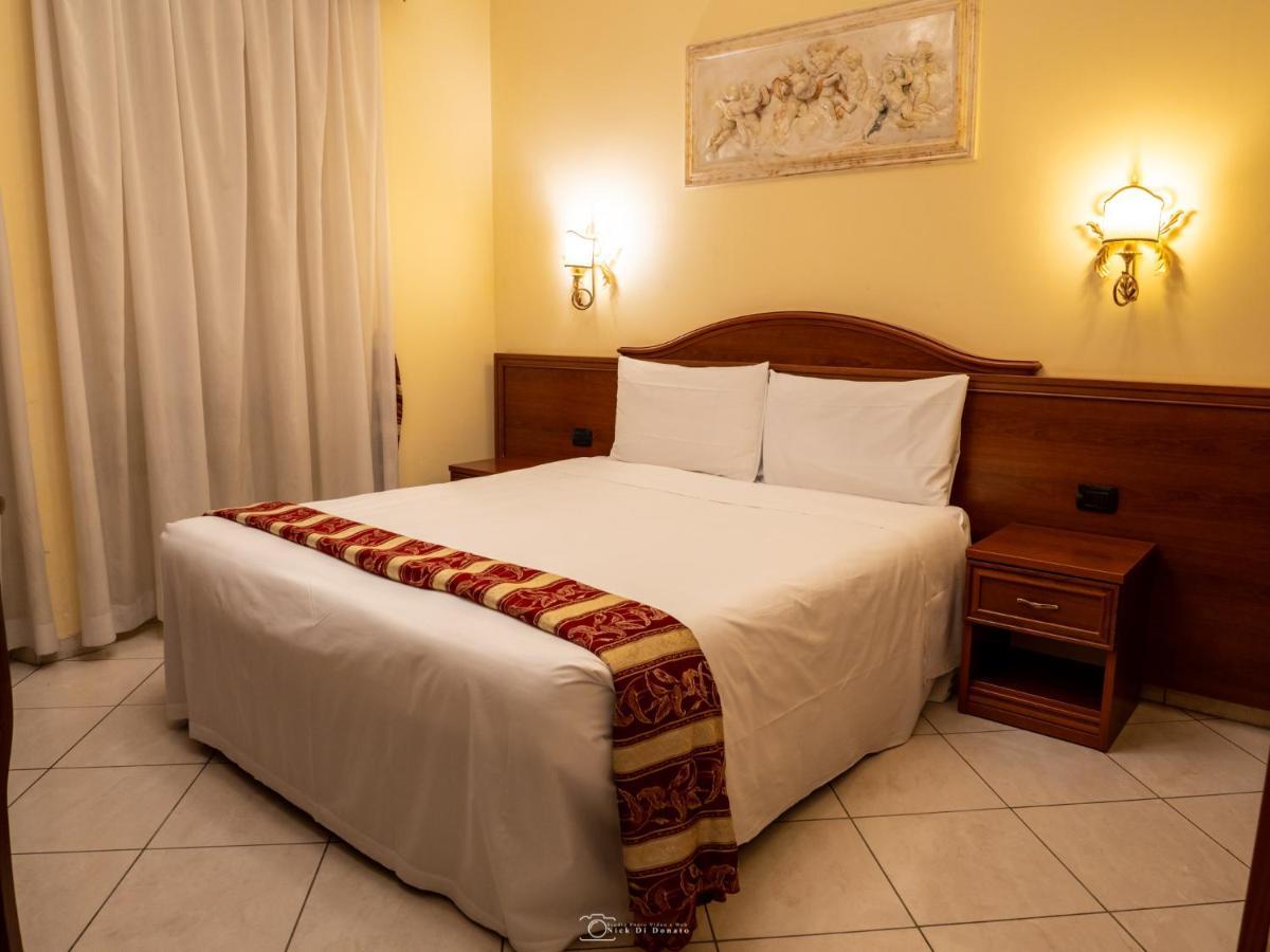 Alla Basilica Rooms Rom Exterior foto