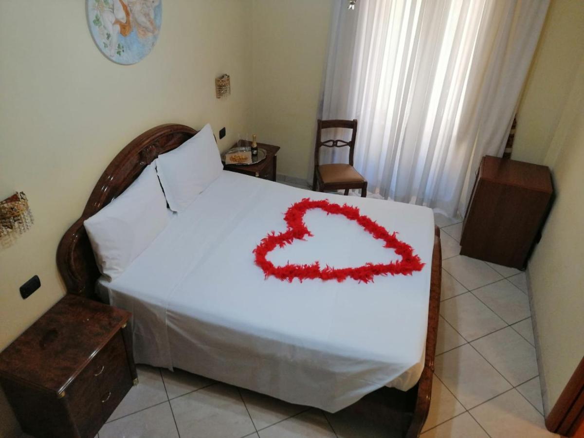 Alla Basilica Rooms Rom Exterior foto